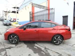 Nissan Versa SR 2024