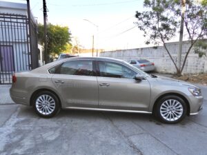 2016 Volkswagen Passat TSI