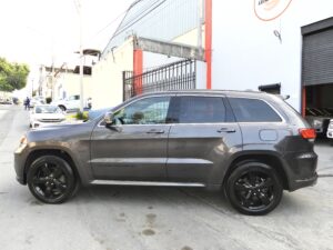 2016 Jeep Grand Cherokee Black Edition