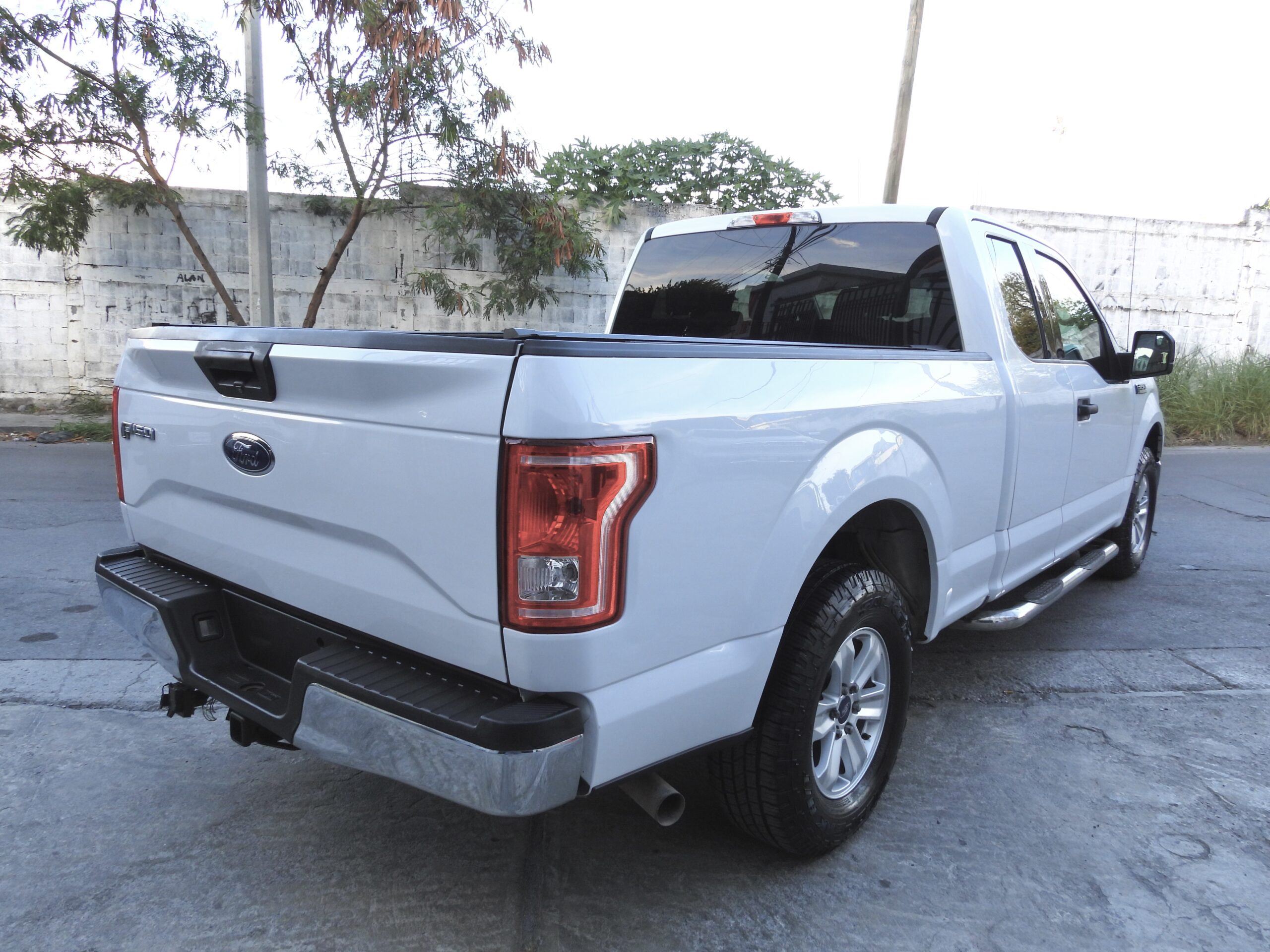 2017 Ford F150 XLT