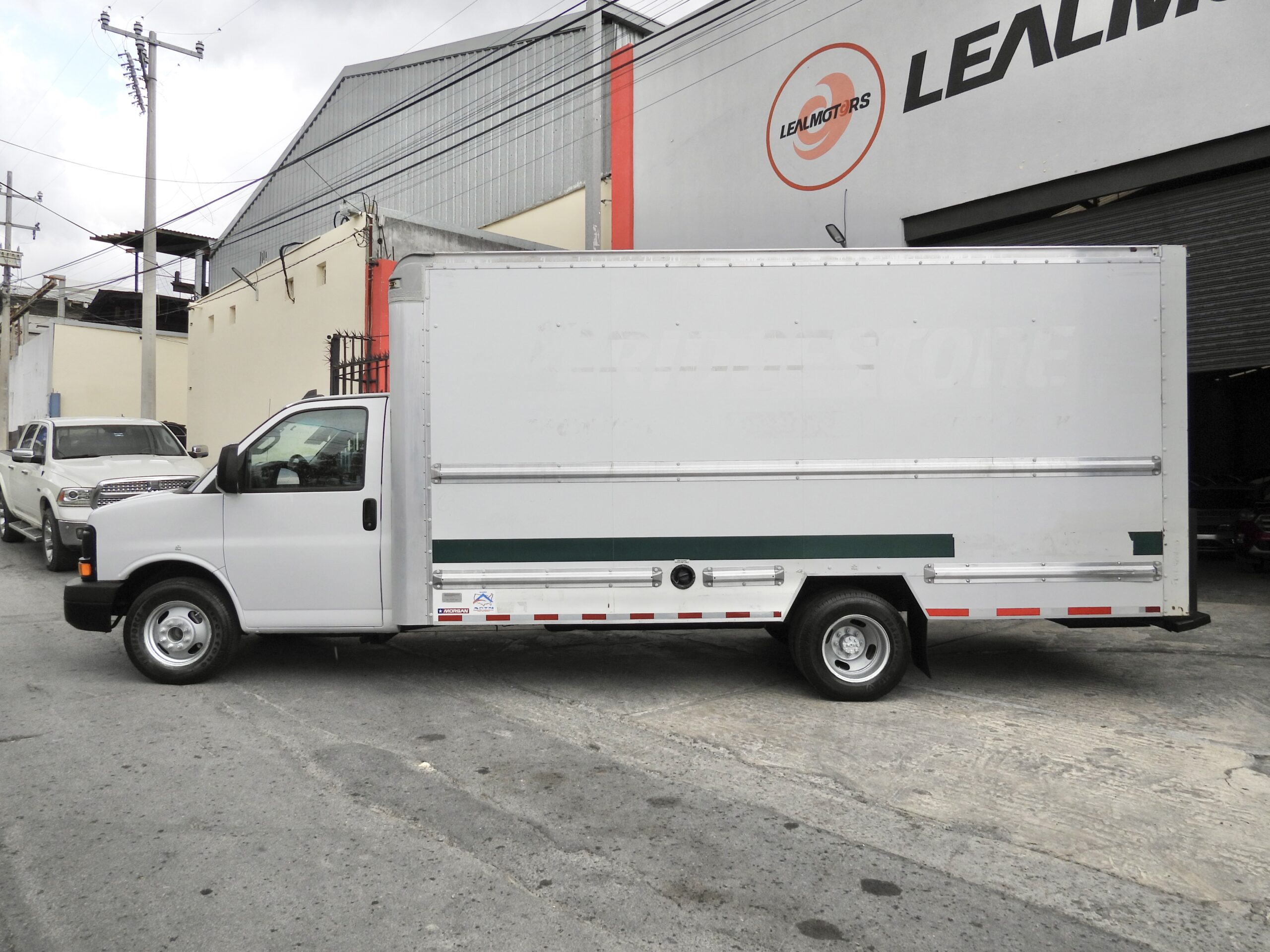 2016 GMC Savana 3500