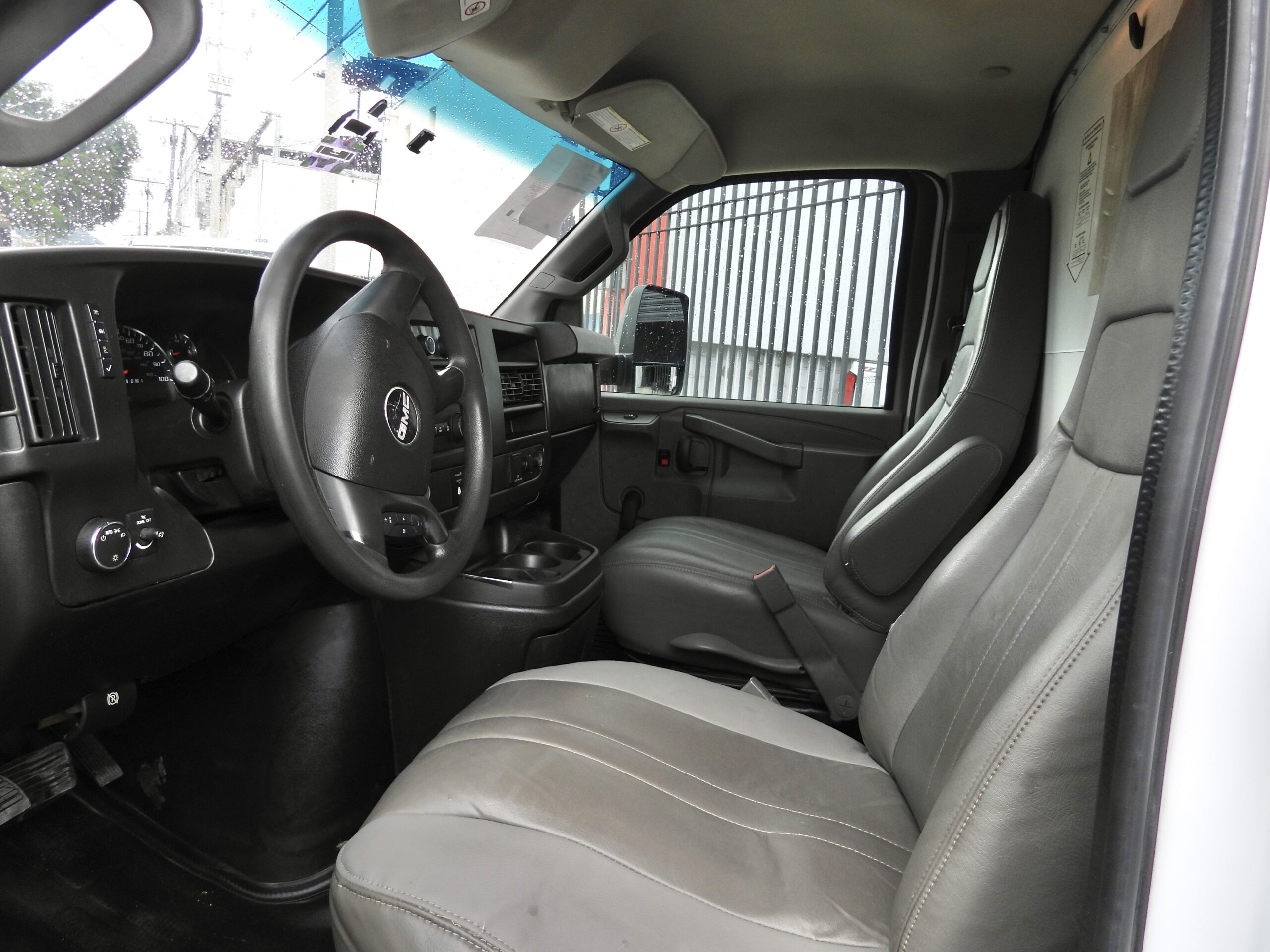 2016 GMC Savana 3500