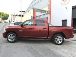 2016 Chevrolet Ram 1500 Sport