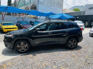 2016 Jeep Cherokee 1941 Aniversario