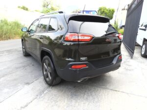 2016 Jeep Cherokee 1941 Aniversario