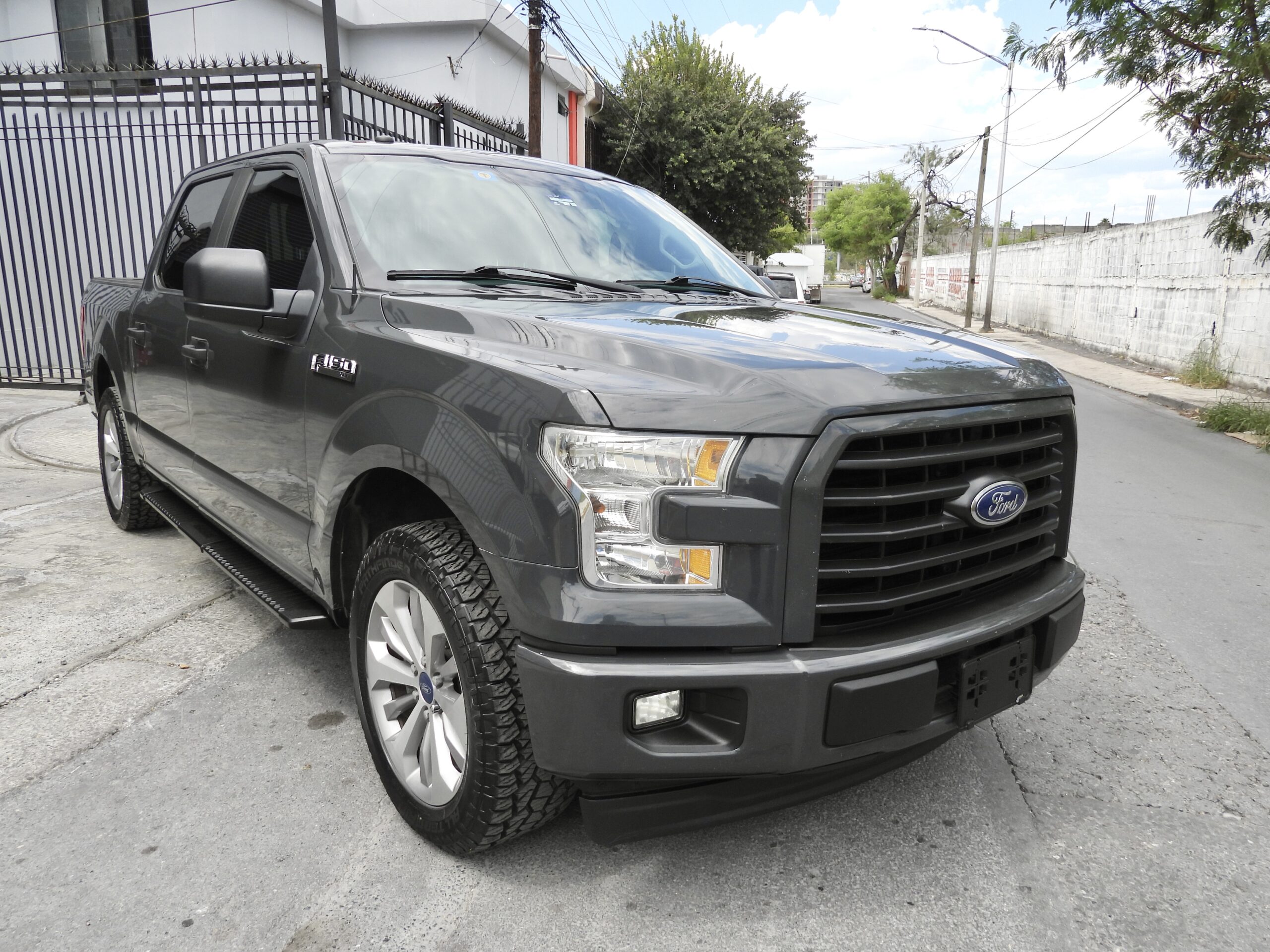 2017 Ford F150 XLT